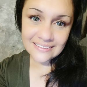 Meet your Posher, Priscilla